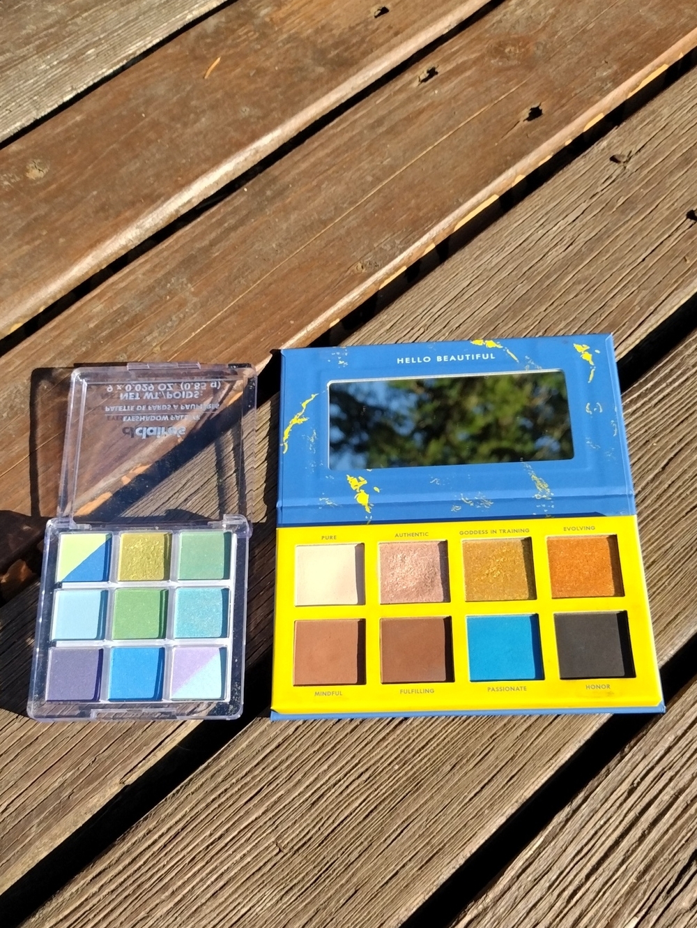 Set Of 2 Eyeshadow Palettes